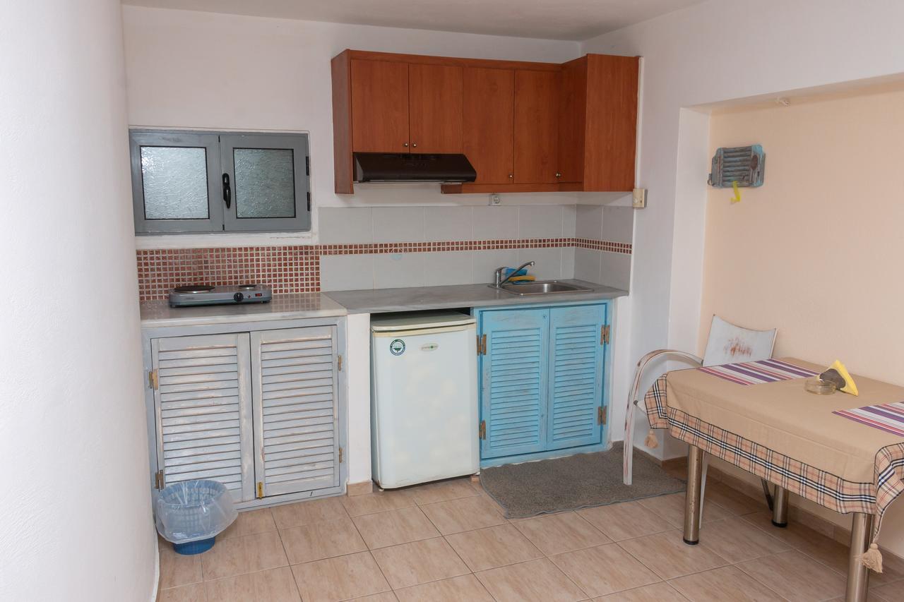 Ta Spitakia Tsarbopoulos Kyparissia Exterior foto